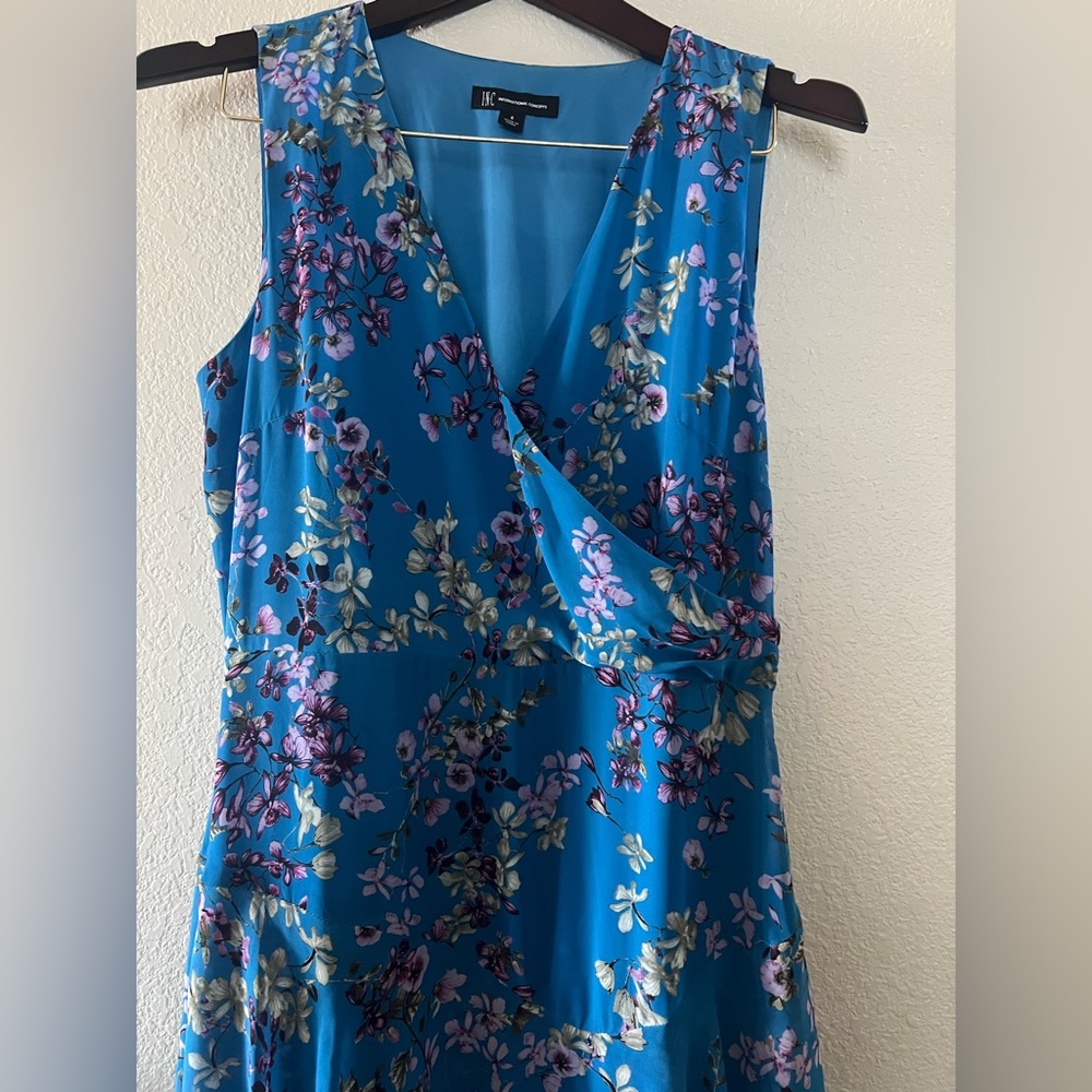 INC blue floral faux wrap ruffle dress - Picture 2 of 5